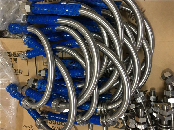 स्टेनलेस स्टील पाइपको कम मूल्य यू बोल्ट a2, a4