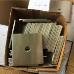 अनुकूलित सुपर डुप्लेक्स s32205 (f60) स्टेनलेस स्टील वर्ग प्लेट वॉशर / फास्टनर